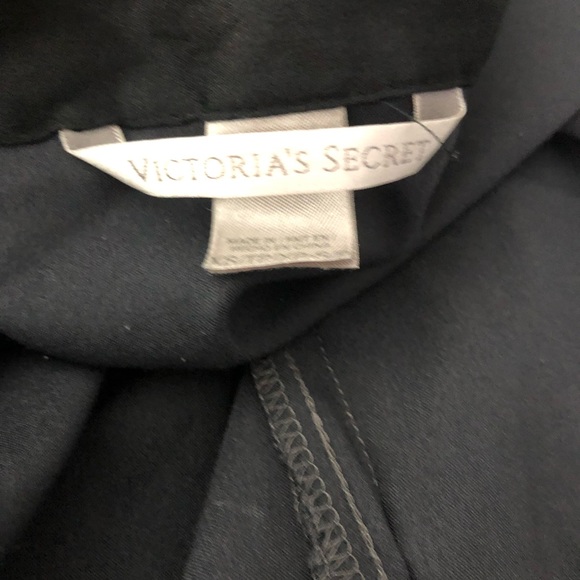 Victoria’s Secret Satin Silky Lace Trim Robe - Picture 4 of 6